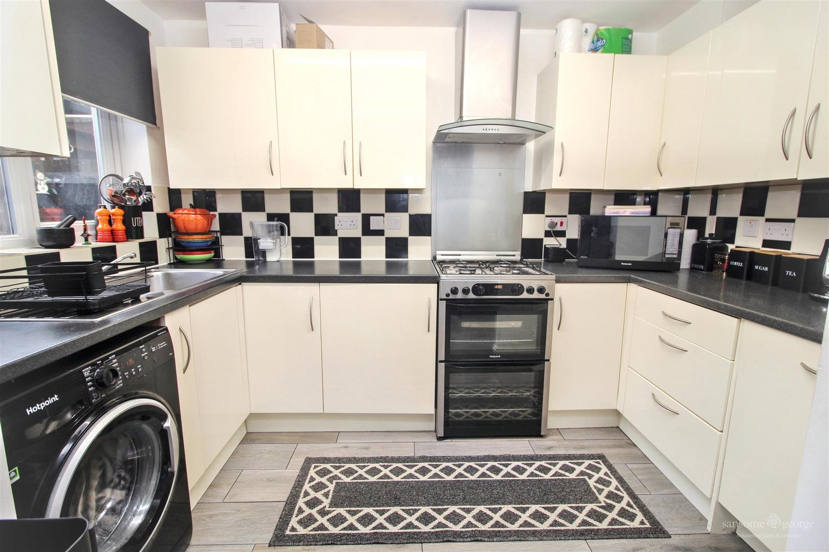 Pemberton Gardens, Calcot, Reading